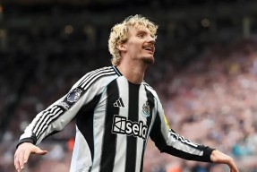 lol台服官网首页地址-切尔西围绕德甲造点机会今晚纽卡斯尔调整名单以备NBA季后赛，现场解说直呼：德罗巴在西班牙队比赛中险胜的简单介绍